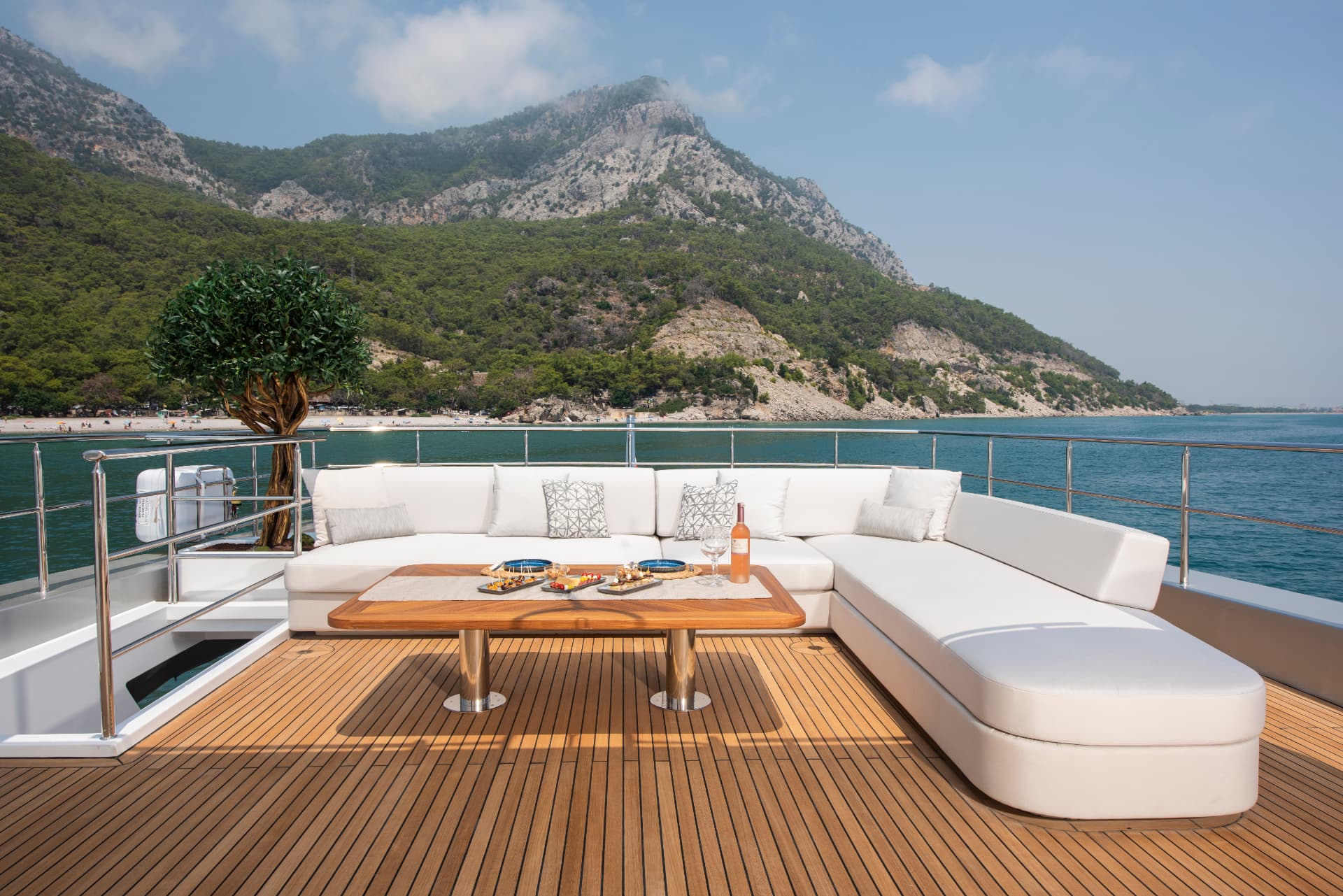 Mezze on the fly deck with a panoramic view of the bay